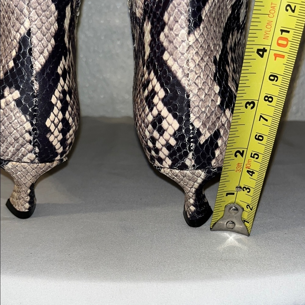 Gianni Bini Gray and Cream Over the Knee Boots - Picture 4 of 15